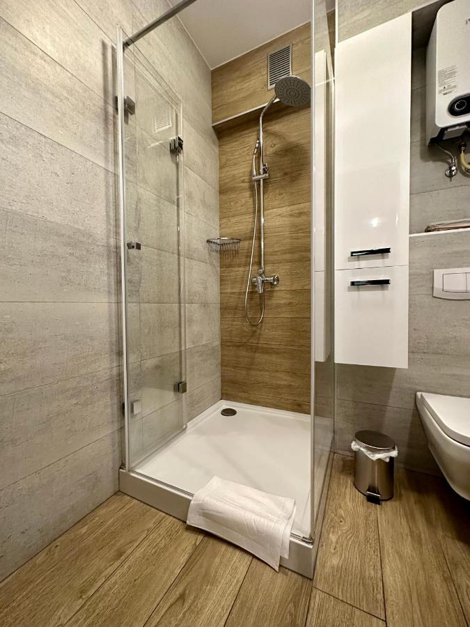 Jazz Apartament Czestochowa Centrum 2-Bedroom ภายนอก รูปภาพ