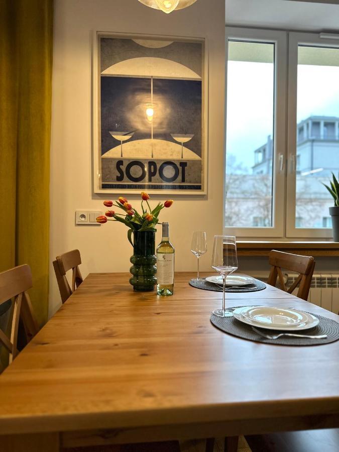 Jazz Apartament Czestochowa Centrum 2-Bedroom ภายนอก รูปภาพ
